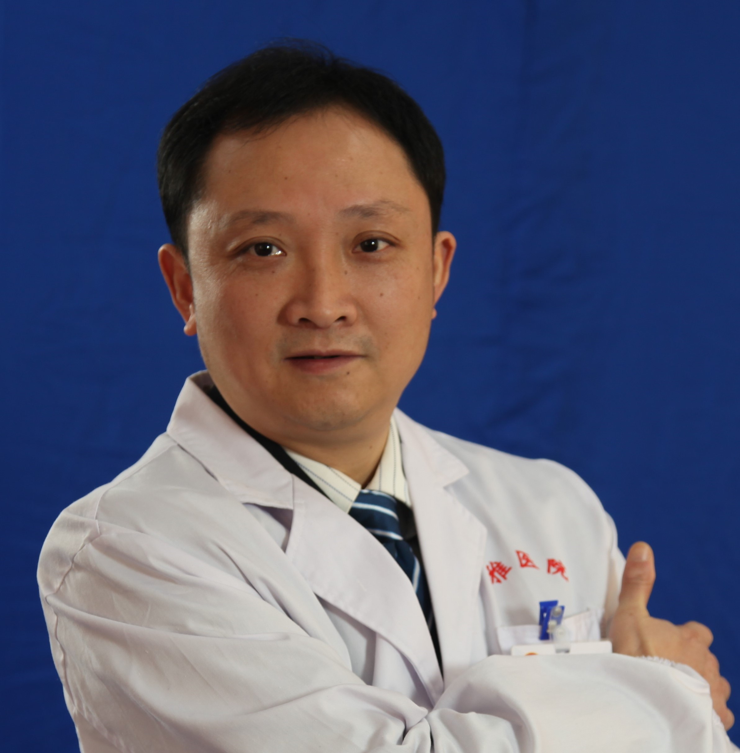 医师高曙光主治医师廖瞻主治医师俞芳主治医师朱峥嵘主治医师张亚平